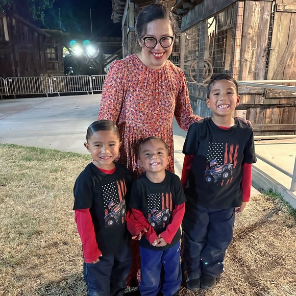 Shipping•Delays - Picture 3 of 16